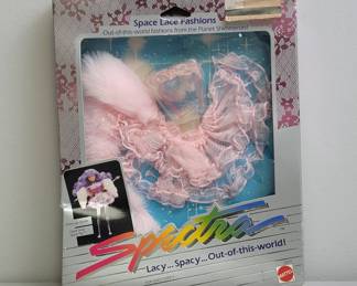 Spectra Space Lace Fashions by Mattel