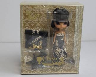 Dal Onyx Fashion Doll in Box