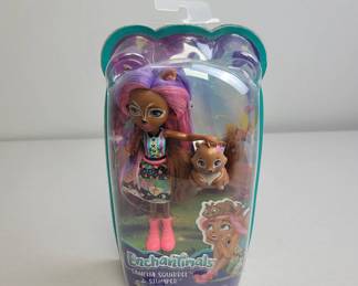 Enchantimals Sancha Squirrel & Stumper Doll Set