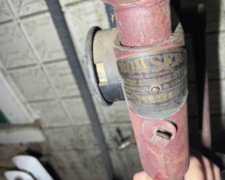 Bowser Gas pump 2 1/2 gallon gauge