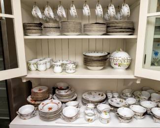 Rust and Leaf dining sets