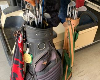 Golf clubs 
