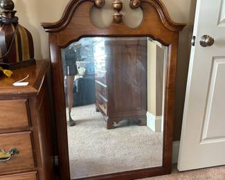 K88- $85. Mirror. Measures 30 x 47.