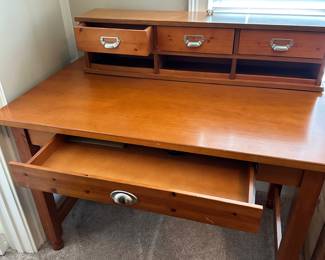 K80 - $70. Small Desk. Measures 45"W x 27"D x 30"T / attachment 40"w x 8"d x 9.5't