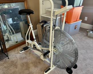 K81 - $30 - Schwinn Stationary Bike