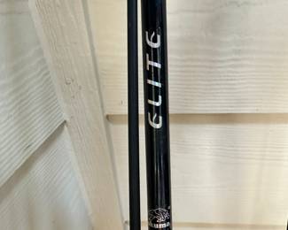 K137 - $10 - Okuma Elite Spin Combo Fishing Rod EI-70 / length 7'/ Lure Weight 1/4-3/4 oz