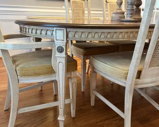 K53 - $250. Vintage Dining Table with Six Chairs. Measures 80.5W x 41.5D x 29T
