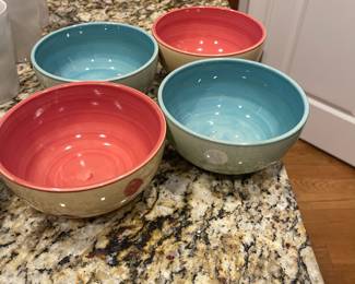 K1 - $25. Gail Pittman Polka Dot Bowls. Set of 4. Like new condition.