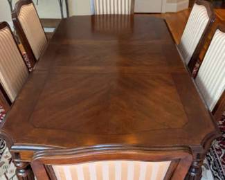 Rectangular Extended Dining Room Table Mahogany Finish 6 chairs