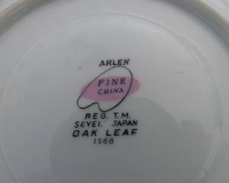 Set of vintage dinnerware