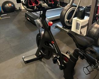 Peloton with size 8 & 10 shoes