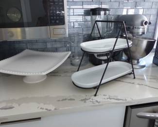 Kitchenware, KitchenAid stand mixer