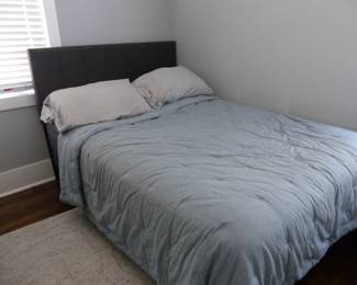 Headboard & mattress/box spring