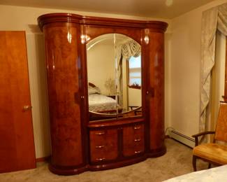 Queen size Italian lacquer bedroom set