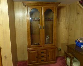 Gun cabinet
