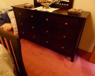 Dresser & mirror
