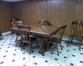 Dining table with 6 chairs