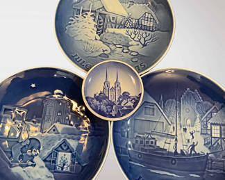 Bing & Grøndahl Christmas plates.