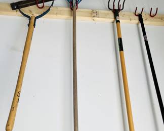 Lawn tools 