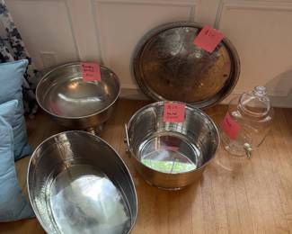 $10-40 ice buckets