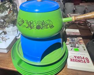 Mid century fondue pot