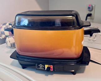 Kitchen appliances in excellent shape!