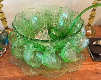 Indiana Glass Co Carnival Glass Punchbowl set
