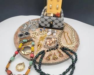 MLT26Jewelry