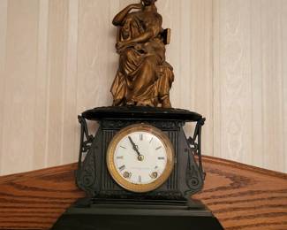 MLT59antiqueclock