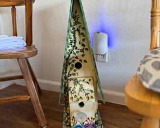 Large birdhouse
