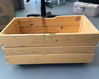 Planter on wheels