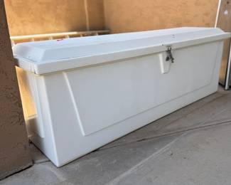 Pool storage