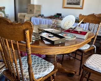 Kitchen table