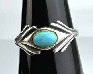 925 Silver Petite Navajo Turquoise Ring