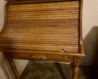 small roll top, good condition