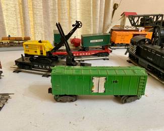 Vintage Lionel train cars, fantastic condition