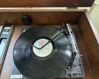 Photo 2 of 4 The Fisher Automatic Turntable