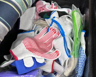 New Garden Gloves Lot