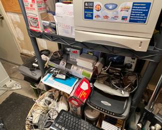 Computer parts in abundance!