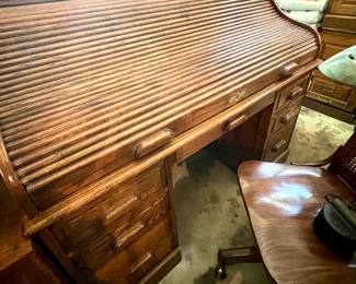 Lovely roll top desk & matching chair