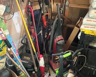 Cleaning & yard tools