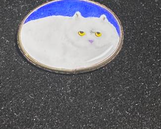Mysterious enamel white kitty cat brooch