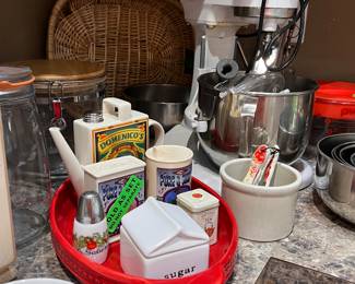 KITCHEN AID LIFT BOWL MIXER