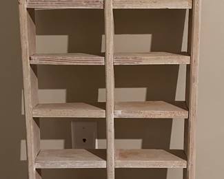 WALL HANGING SHELF UNIT