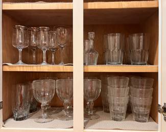 CLEAR GLASSWARE