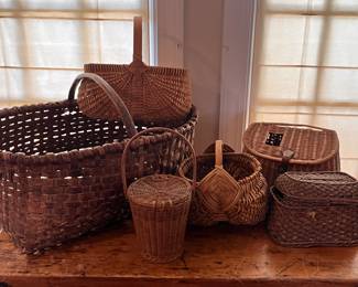BASKET COLLECTION