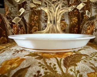Vintage Pyrex pie plate