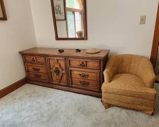 Dresser with matching night stands
$75 OBO
Club chair $40 OBO