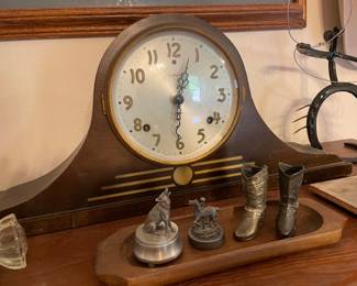 decor, mantle clock