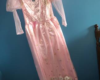 wicked Glinda Halloween costume
